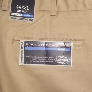 44x30 NWT  Comfort Khaki